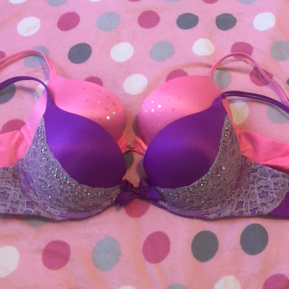 Victoria secret bra lot